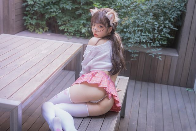 'Kinky Schoolgirl' with Jelly via All Gravure - Pic #7