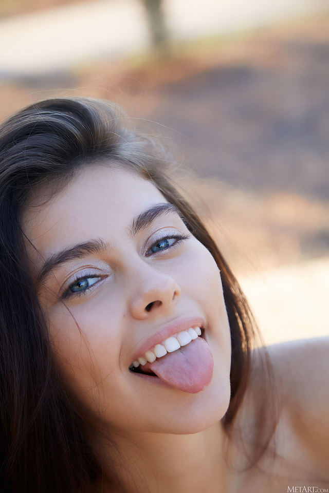 'Fountain Of Beauty' with Alissa Foxy via Met-Art - Pic #13