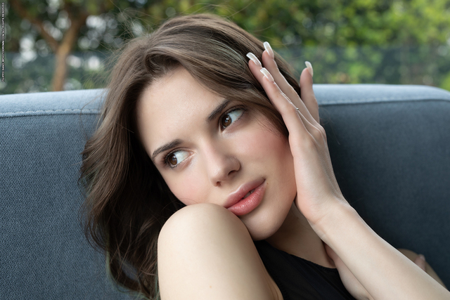 'Thinspo' with Deva via Photodromm - Pic #1