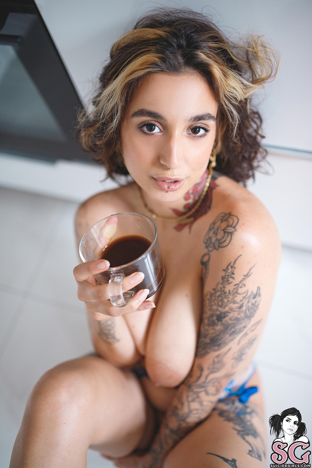 'My Morning Routine' with Ghostwave via Suicide Girls - Pic #7