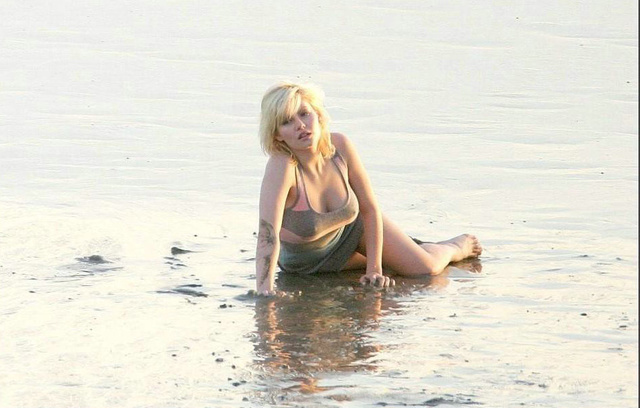 ' Elisha Cuthbert By ReallyCelebs ' with Elisha Cuthbert via reallycelebs.com - Pic #2