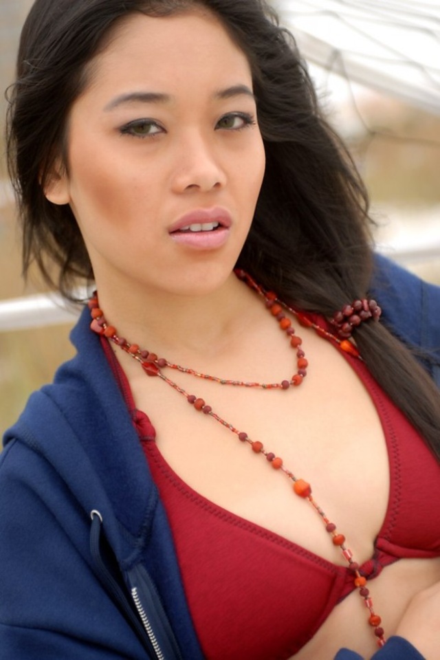 'Oriental Brunette Babe Annie Tee Posing Outdoor' with Annie Tee via 24mainstreet - Pic #3