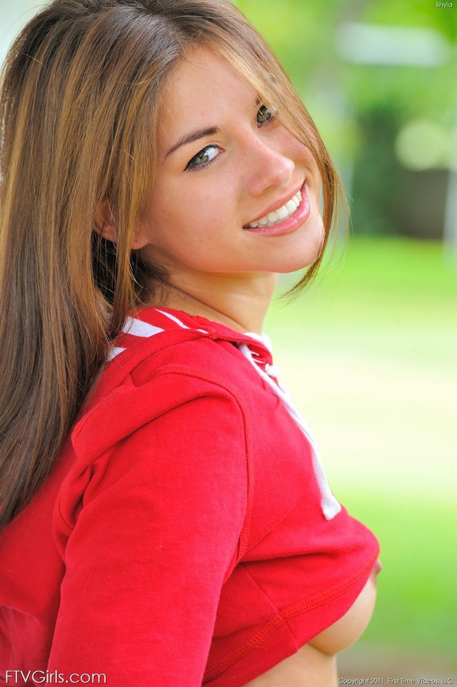 'Cute Teen Shyla Playing With Dildo In Public' with Shyla via FTV Girls - Pic #3