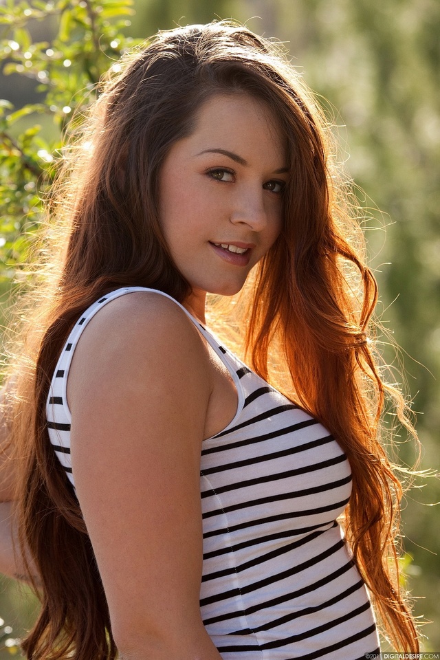 'Thalia Palmer By Digital Desire' with Thalia Palmer via Digital Desire - Pic #1