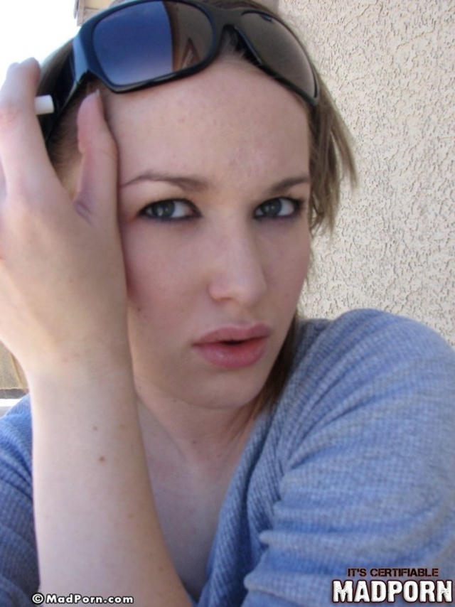 'Hot Amateur Babe Evelyn' with Evelyn via madporn.com - Pic #4