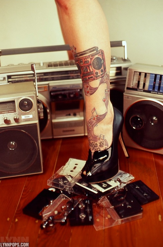 'Lynn Pops Fetish Girl' with Lynn Pops via lynnpops.com - Pic #11