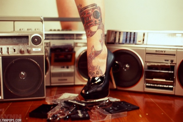 'Lynn Pops Fetish Girl' with Lynn Pops via lynnpops.com - Pic #12