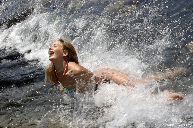 'Sweet Lilya Summer Heat' with Sweet Lilya via sweet-lilya.com - Pic #11