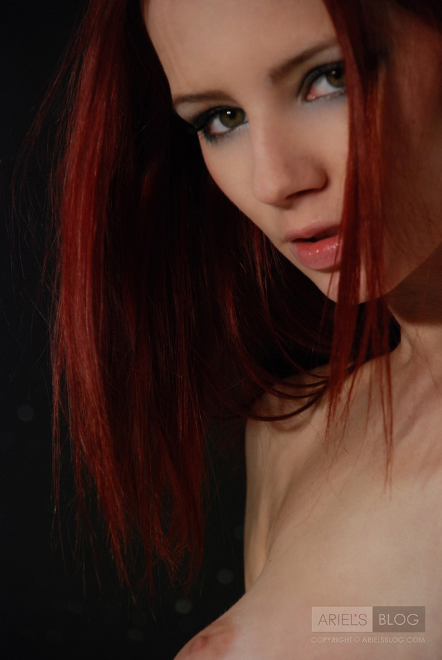 'Ariel Sexy Eyes' with Ariel via arielsblog.com - Pic #8