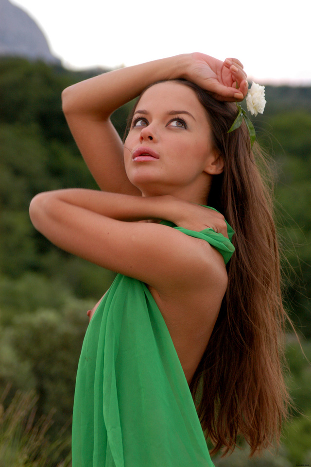 'Hannusya In Green Gras By Gronin For Zemani' with Hannusya via Zemani - Pic #9