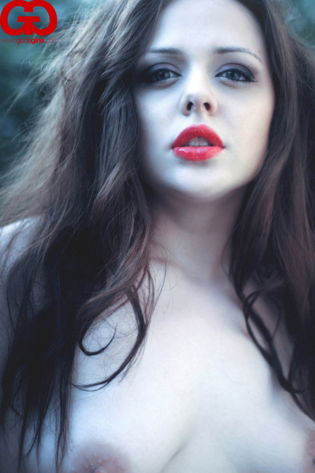 'Amanda Marie For GodsGirls' with Amanda Marie via Gods Girls - Pic #10