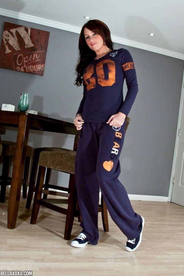 'Bella XoXo Bears Fan' with Bella Xoxo via bellaxoxo.com - Pic #1