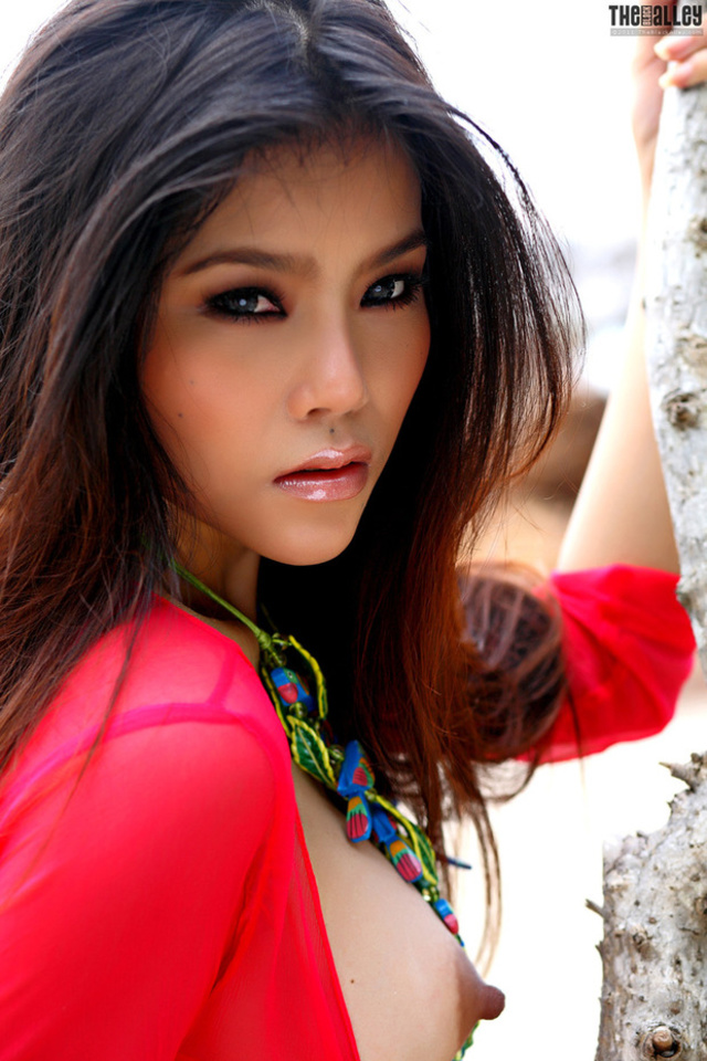 'Juliana Young For TheBlackAlley' with Juliana Young via theblackalley.com - Pic #3