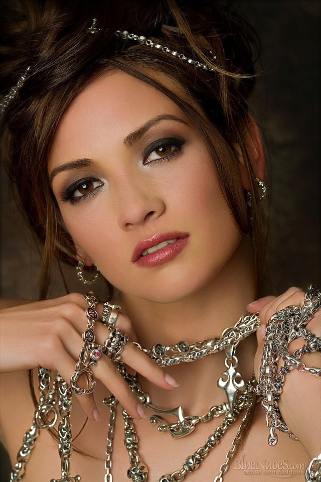 'Suzie for Blue Nudes' with Suzie via bluenudes.com - Pic #2