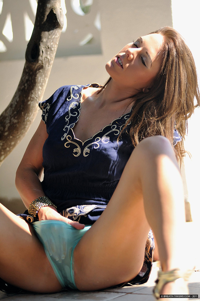 'Jennifer Nexus in Water Cooling for BreathTakers' with Jennifer Nexus via Breath-Takers - Pic #7