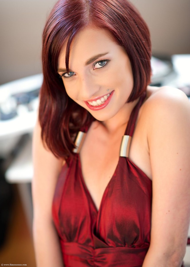 'Leila Backstage for SimonScans' with Leila via simonscans.com - Pic #3