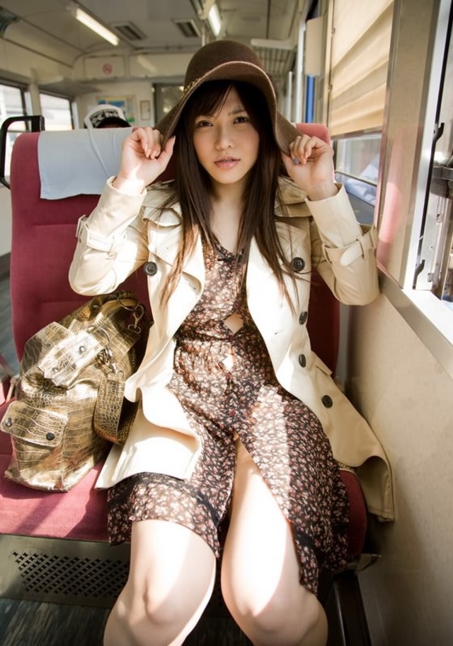'Japanese av idol Anri Okita for SexAsian18' with Anri Okita via All Gravure - Pic #3