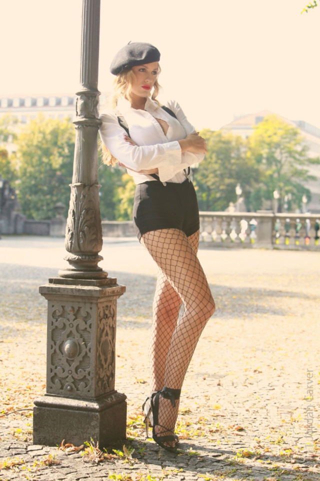 'Jordan Carver O La La' with Jordan Carver via jordancarver.com - Pic #14