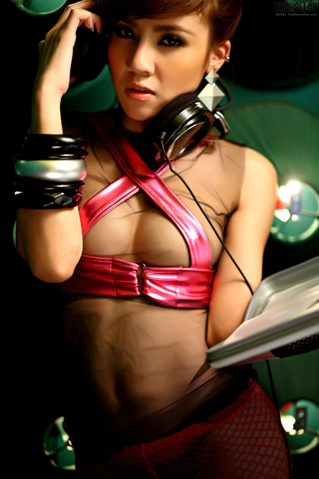 'Lorenz Lang For TheBlackAlley' with Lorenz Lang via theblackalley.com - Pic #6