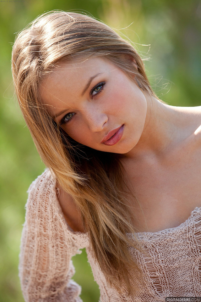 'Silvie Deluxe For DigitalDesire' with Silvie Deluxe via Digital Desire - Pic #2