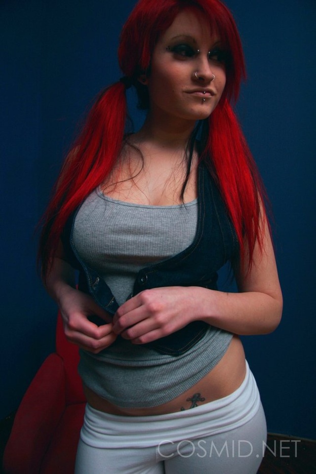 'Taylor For Cosmid' with Taylor via Cosmid - Pic #1