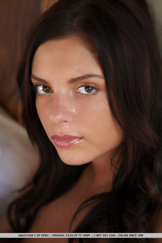 'Anastasia C By Erro In Skatlisto For Met-Art' with Anastasia C via Met-Art - Pic #11