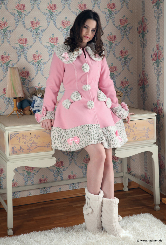 'Emma's Secret' with Emma Sinclaire via Nadine-J - Pic #1