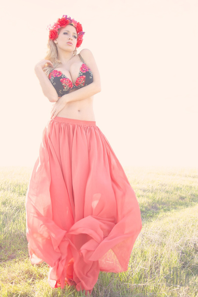 'Flowerbomb' with Jordan Carver via jordancarver.com - Pic #8