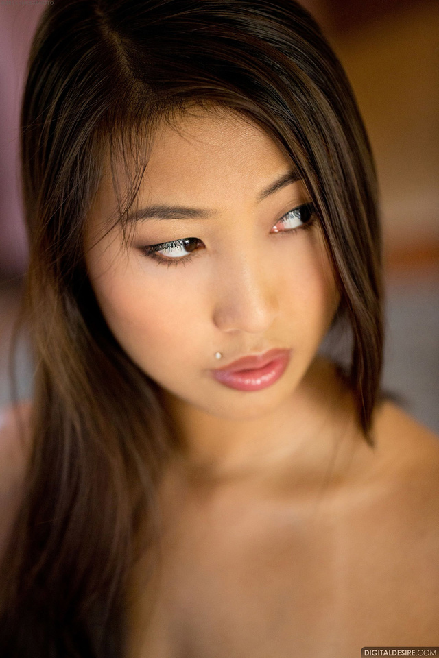 'Hot Busty Brunette Sharon Lee Nude for Digital Desire' with Sharon Lee via Digital Desire - Pic #13