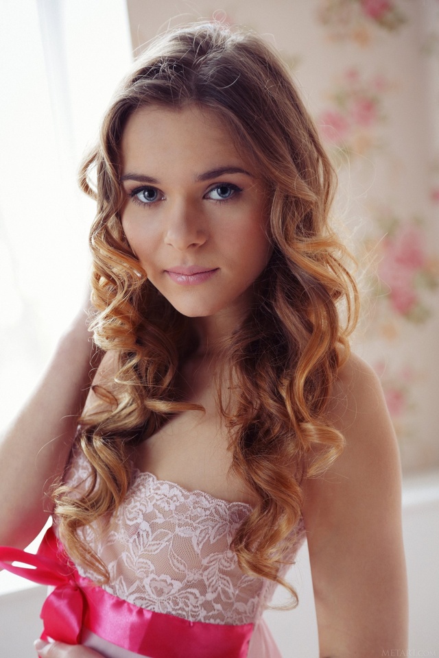 'Katie A in Omnino via Met-Art' with Katie A via Met-Art - Pic #2