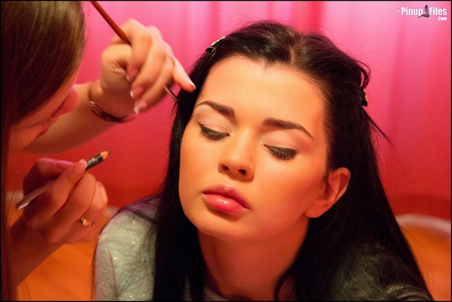 'Backstage Babe' with Sha Rizel via pinupfiles.com - Pic #2