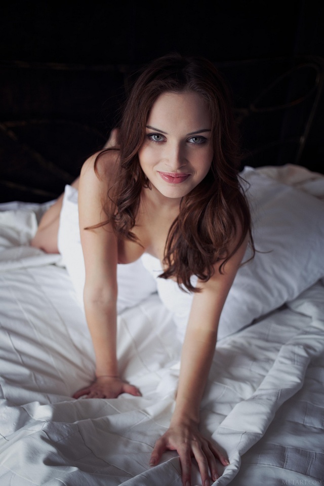 'Natalie B in Tourloma via Met-Art' with Natalie B via Met-Art - Pic #6