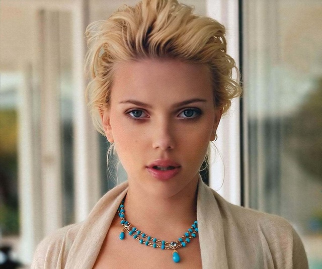 'Scarlett Johansson' with Scarlett Johansson via Mr Skin - Pic #6