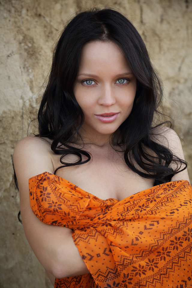 'Marica Via Met-Art' with Marica via Met-Art - Pic #2