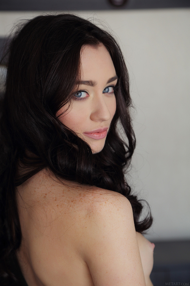 'Lovely Zsanett Tormay Via Met-Art' with Zsanett Tormay via Met-Art - Pic #2