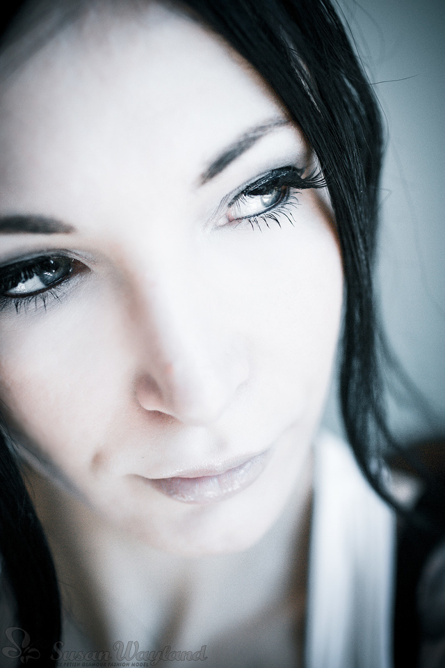 'The Young Susan Wayland' with Susan Wayland via susanwayland.com - Pic #8