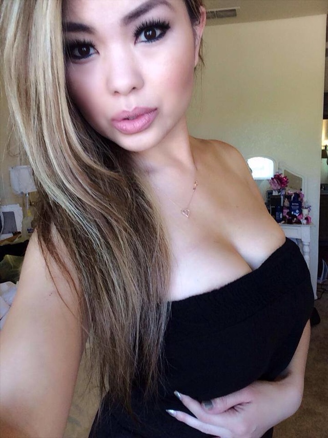 'Asian Self Shots Of Nancy Wang' with Nancy Wang via Mr Skin - Pic #1