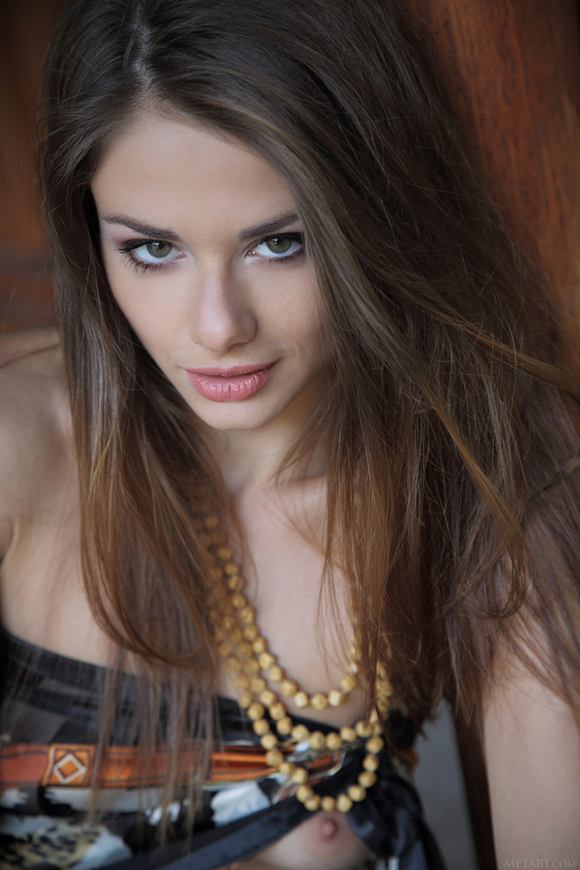 'Loretta Via Met-Art' with Loretta via Met-Art - Pic #10