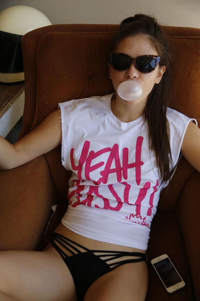 'Yeah Pussy Photoshoot Oct 2014' with Sahara Ray And Alana Pallister With Sam Black And Bec Bunz And G via Mr Skin - Pic #7