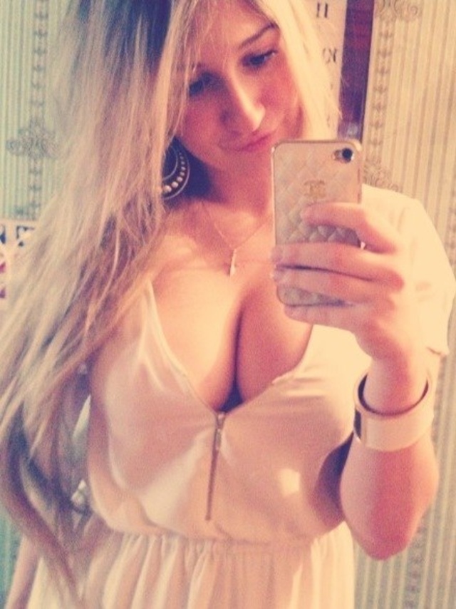 'Busty Blonde ExGf Pics' with Busty Blonde Exgf via Watch My GF - Pic #5