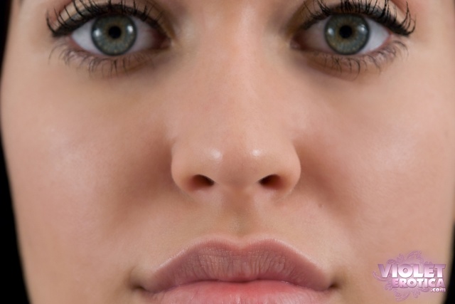 'Violet Body Parts' with Violet via emma-ink.com - Pic #2