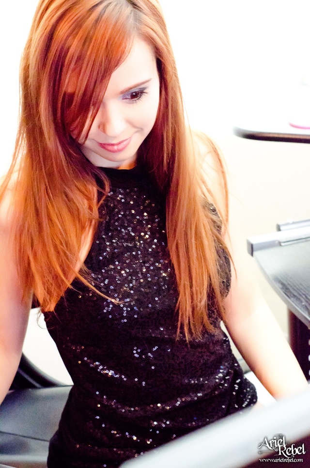 'Ariel Rebel Webcam Show' with Ariel Rebel via Ariel Rebel Official - Pic #1