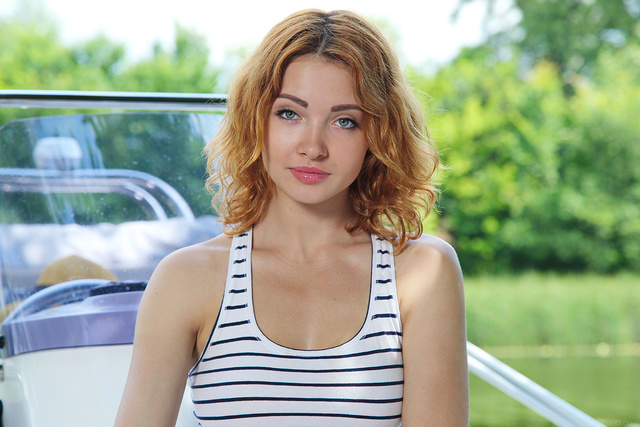 'Cute Redhead Kika Via Met-Art' with Kika via Met-Art - Pic #2