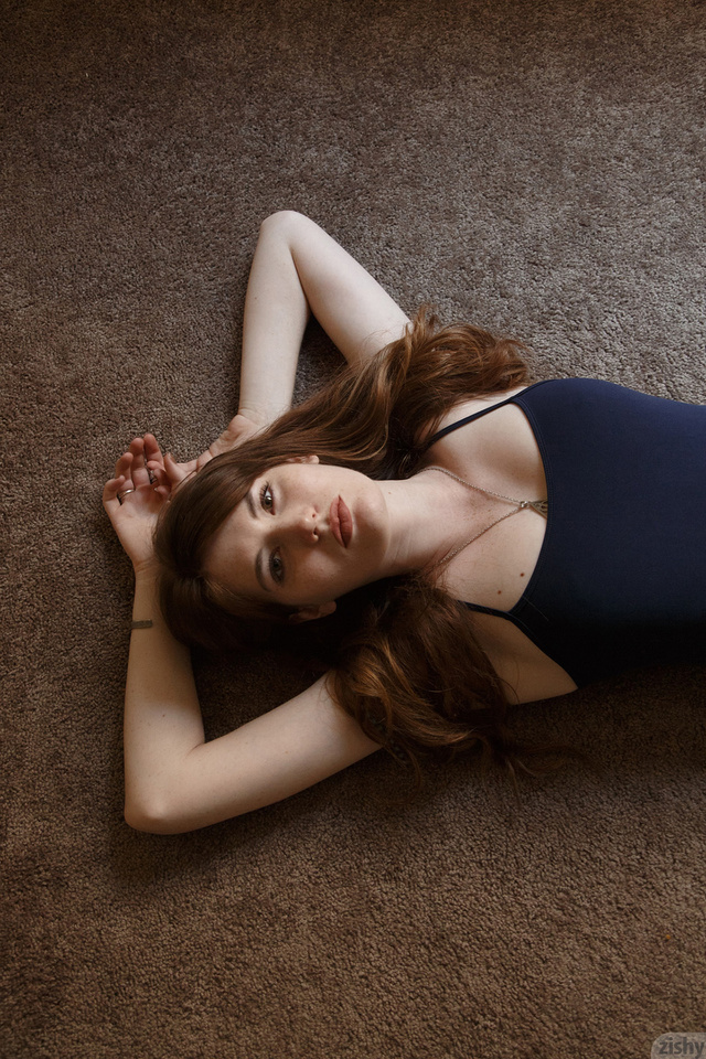 'Zoe Fletcher Via Zishy' with Zoe Fletcher via Zishy - Pic #4