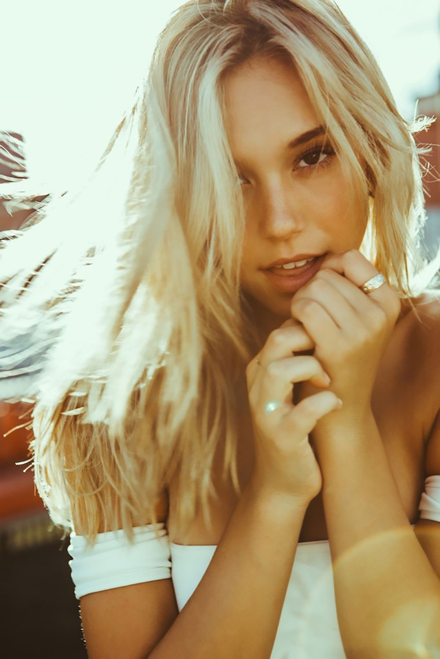'American Beauty Alexis Ren' with Alexis Ren via Mr Skin - Pic #15