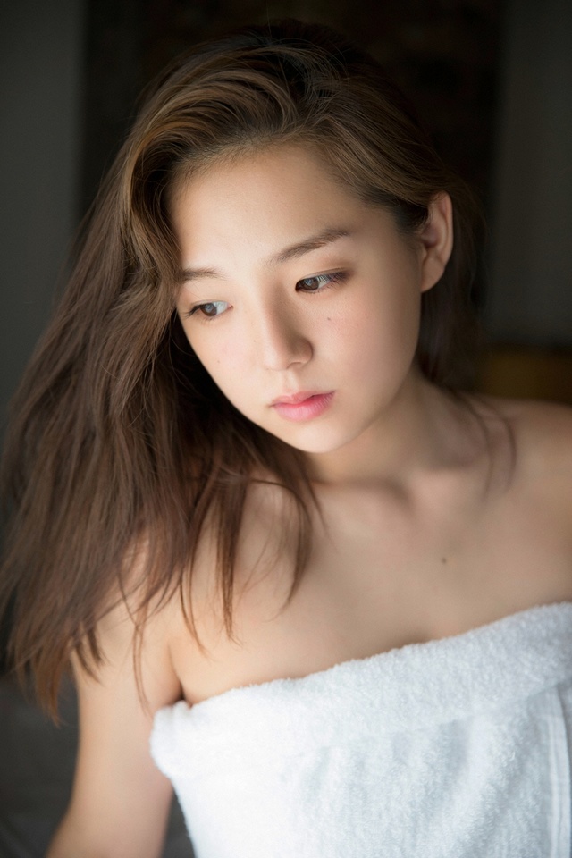 'Busty Asian Beauty Ai Shinozaki' with Ai Shinozaki via All Gravure - Pic #15