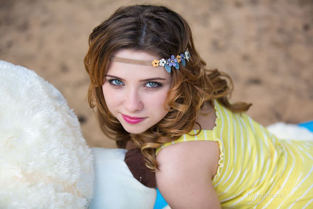 'Foxy Via Famegirls' with Foxy via Fame Girls - Pic #3