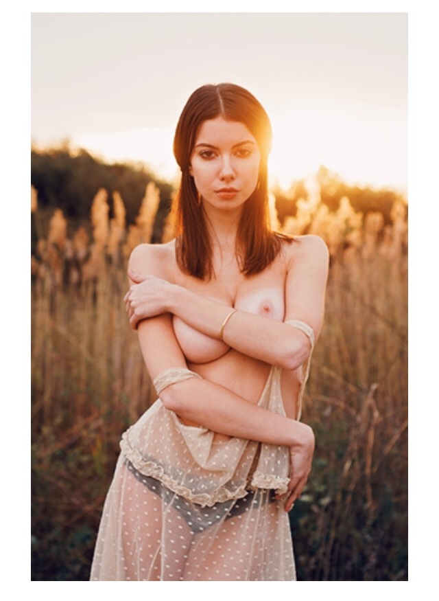 'Skinny And Busty Olivia Rose' with Olivia Rose via Mr Skin - Pic #6
