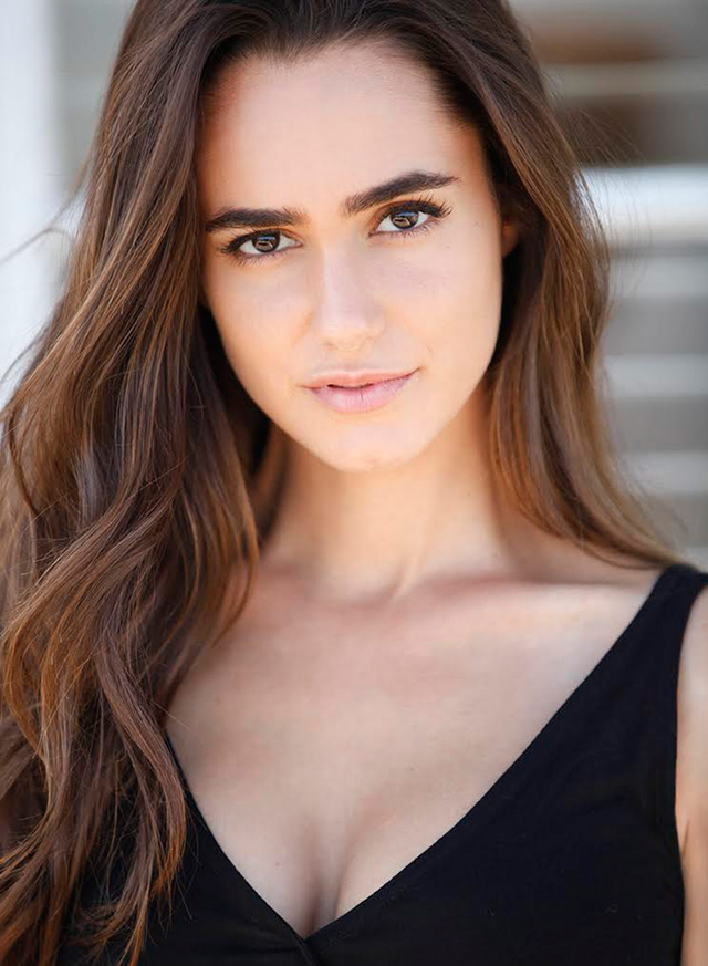 'Mainstream Beauty Alicia Sanz' with Alicia Sanz via Mr Skin - Pic #1