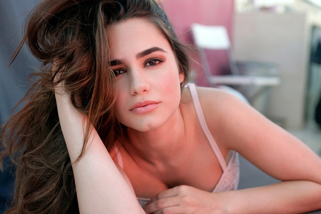 'Mainstream Beauty Alicia Sanz' with Alicia Sanz via Mr Skin - Pic #7